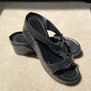 Donald Pilner platform sandals